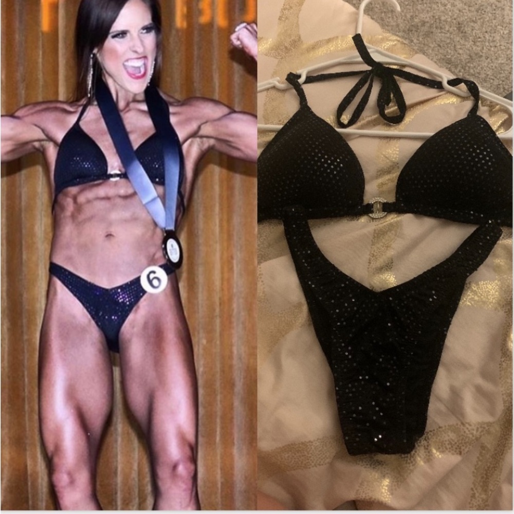 Bodybuilding bikini for show or for posing practice! Figure/physique divisions